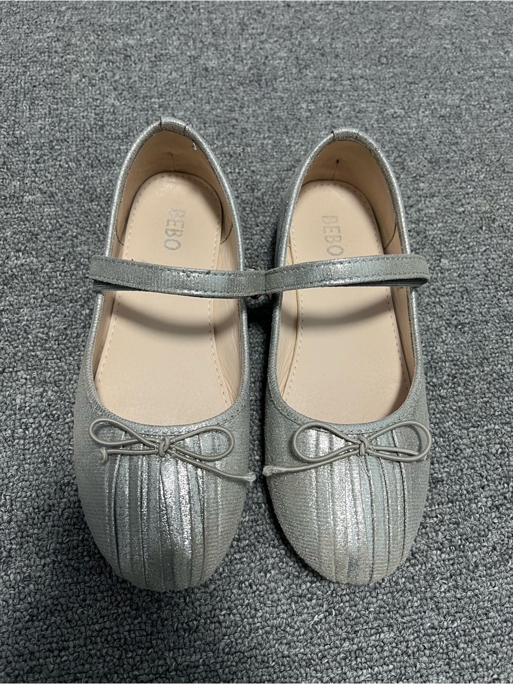 Bebo Girls' Silver Mary Jane Dress Shoes